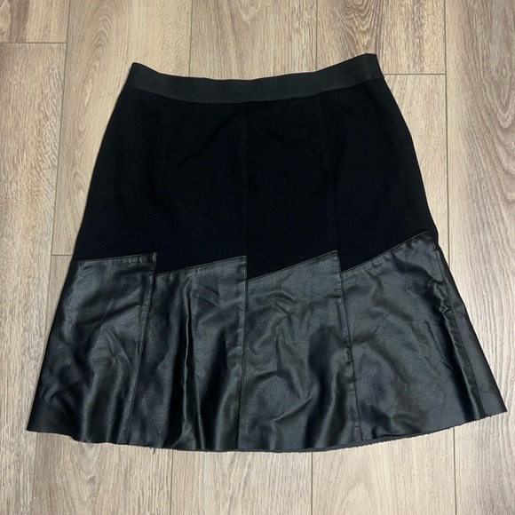 J'ENVIE New York Size 10 Knee Length Skirt - Picture 1 of 4